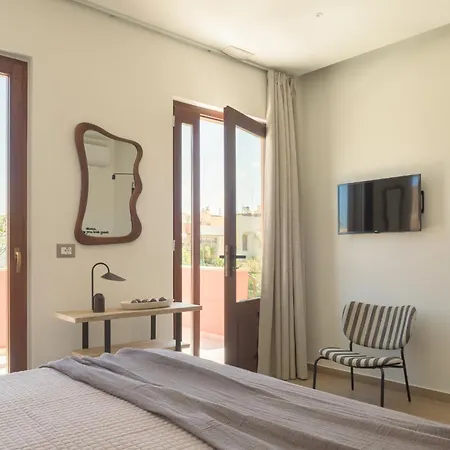 Spartacus Garden Boutique Apartment
