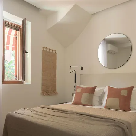 Spartacus Garden Boutique Apartment