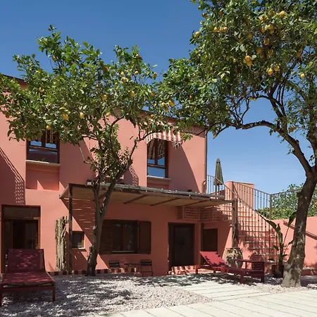 Apartment Spartacus Garden Boutique Rethymno