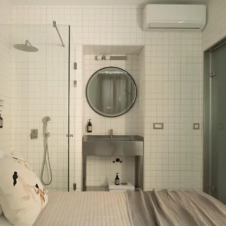 Spartacus Garden Boutique Apartment