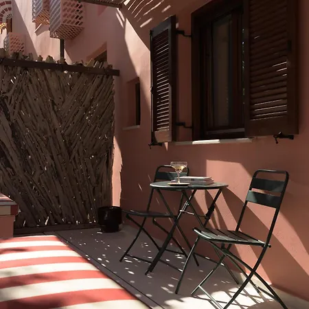 Spartacus Garden Boutique Apartment *